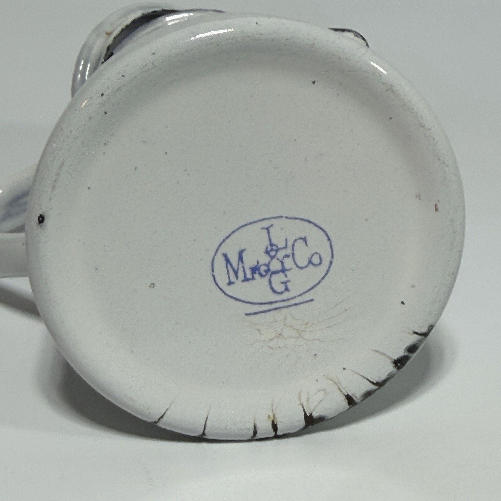 Vtg Small Enamel L&G White Blue Trim Hinged Lid 3 Cup Coffee Pot 6.5" AS IS